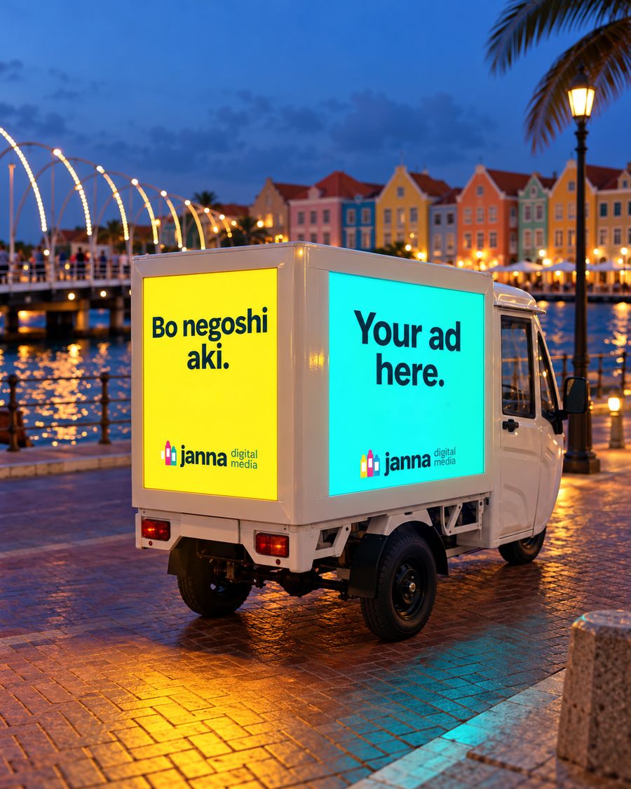 The tuk-tuk in Otrobanda at night